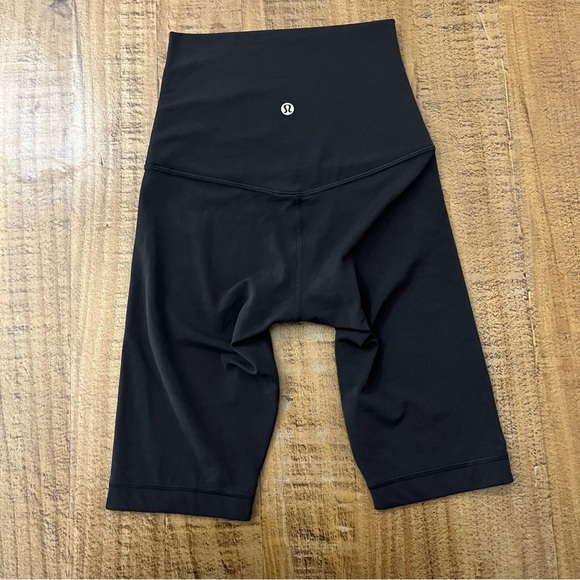Lululemon Black 10" inseam Biker Shorts - Picture 1 of 7